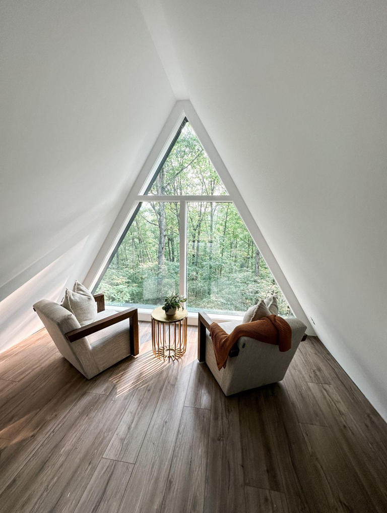 the frame cabin 