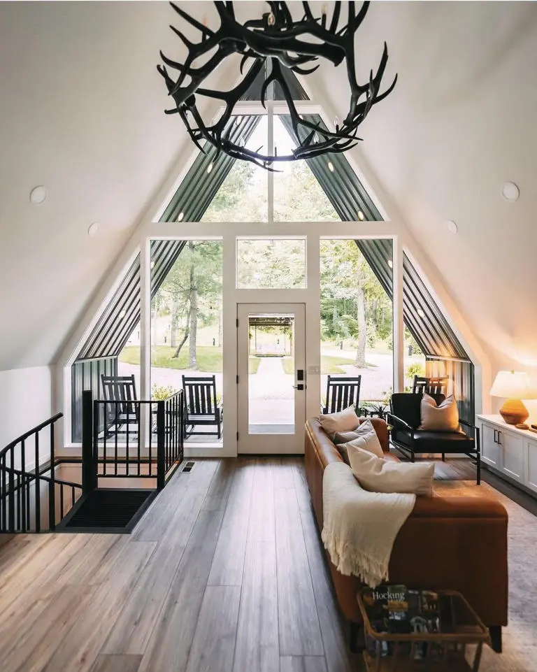 the frame cabin 